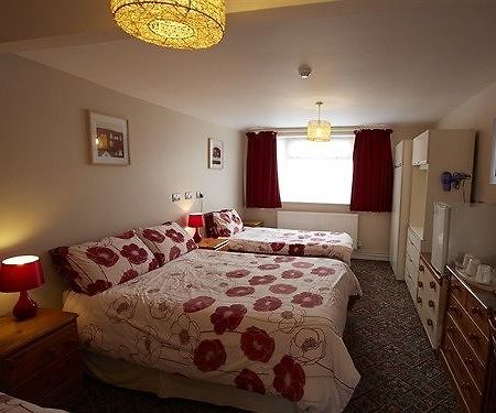 Wyndale Guesthouse Stafford Exterior photo